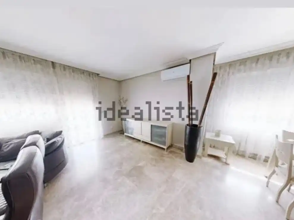 Piso en venta en Calle Lisboa, 17, Montserrat - Parque Empresarial Vista exterior de Piso en venta en San Fernando de Henares con Aire acondicionado, Calefacción y Jardín privado