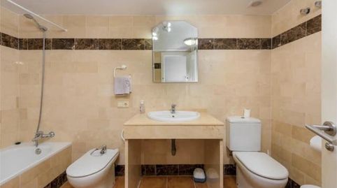 Foto 4 de Piso de alquiler en El Paraíso, Benahavís