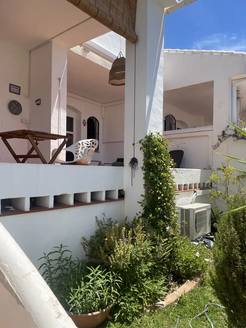 Piso en venta en Calle Capuchinos, 110, Capistrano Terraza de Piso en venta en Nerja con Aire acondicionado, Terraza y Piscina
