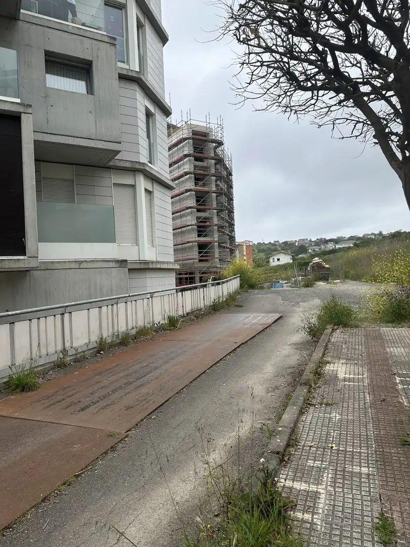 Garaje en venta en Calle Libertad, 25, Piedras Blancas Parking de Garaje en venta en Castrillón