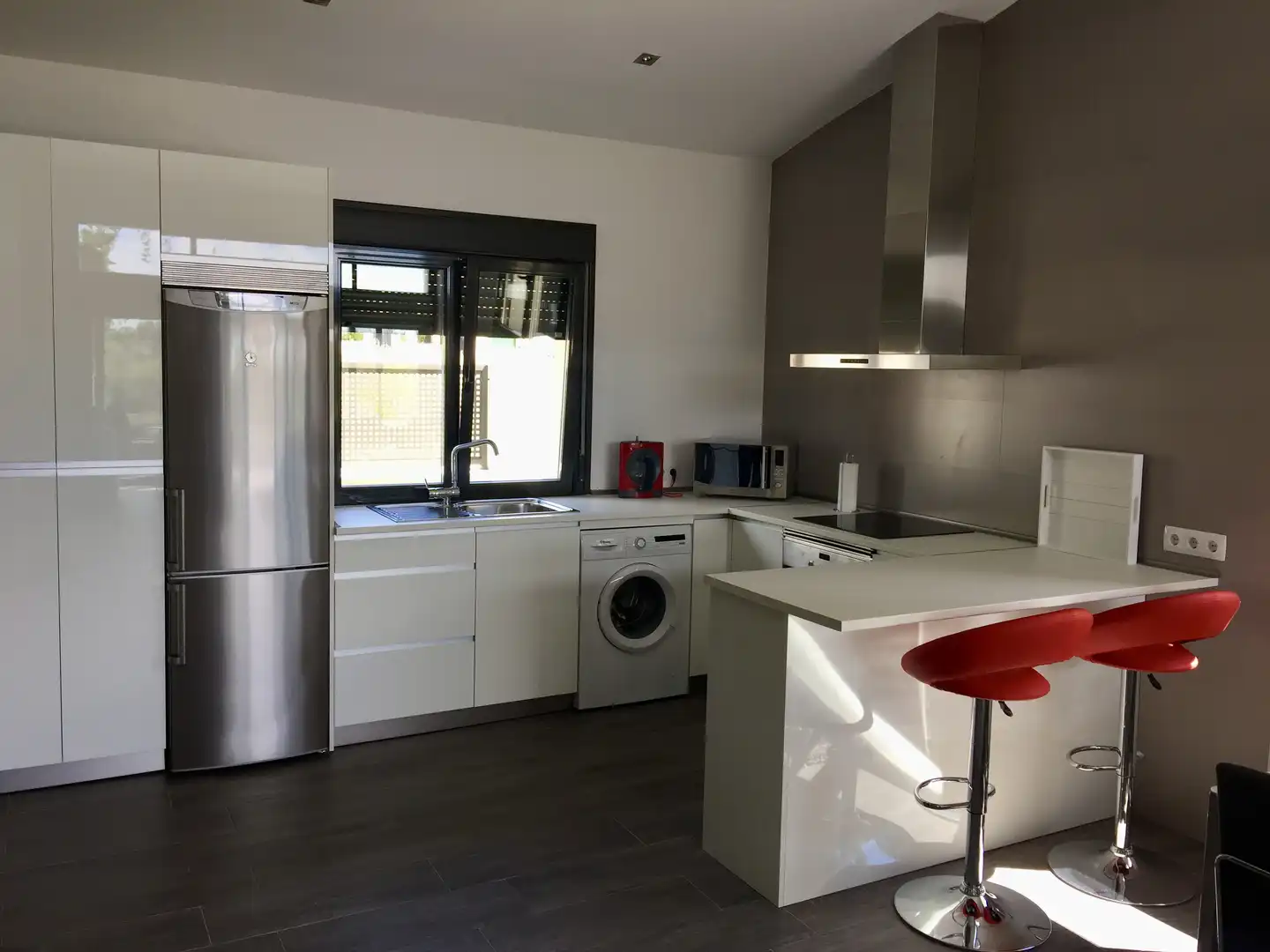 Casa o chalet en venta en ኡርባኒሳሲኦን ላስ ሞሬራስ, 28, La Adrada Cocina de Casa o chalet en venta en La Adrada con Terraza y Balcón