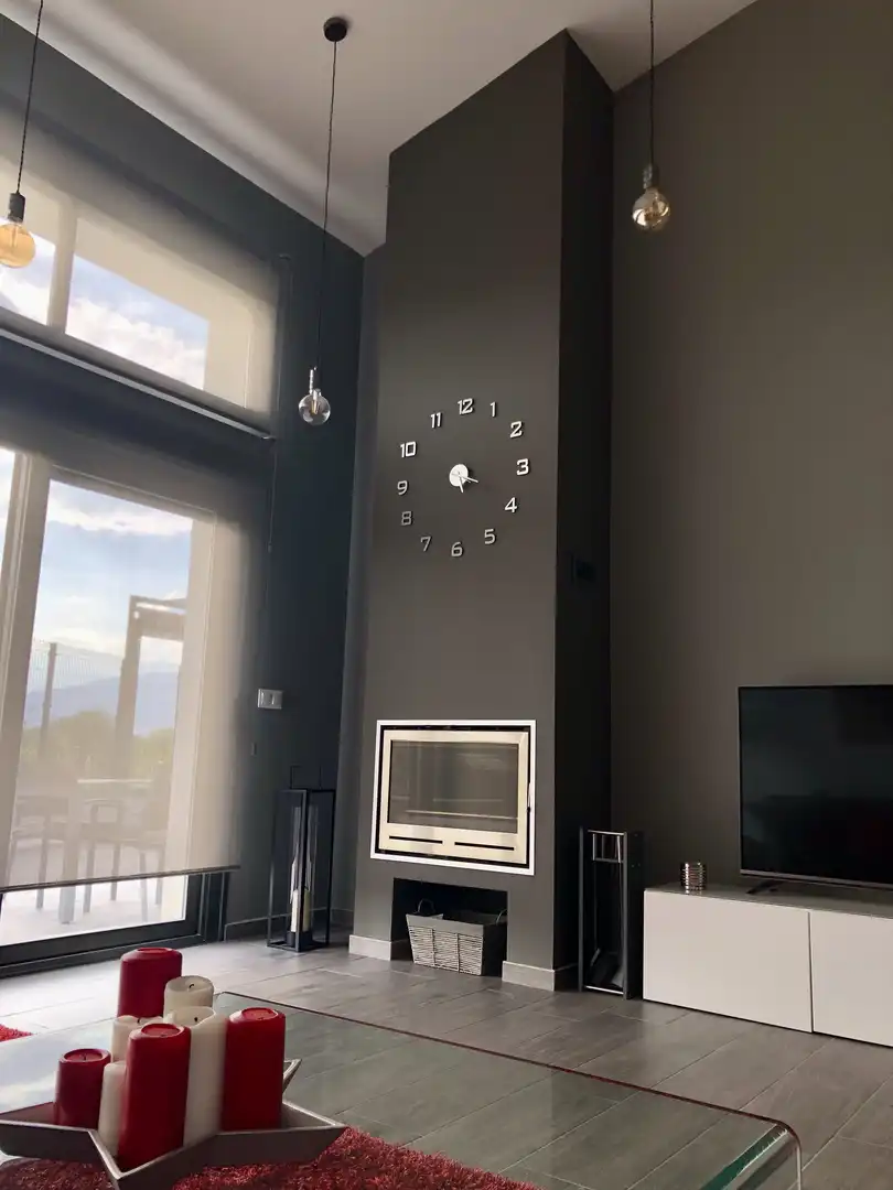 Casa o chalet en venta en ኡርባኒሳሲኦን ላስ ሞሬራስ, 28, La Adrada Sala de estar de Casa o chalet en venta en La Adrada con Terraza y Balcón