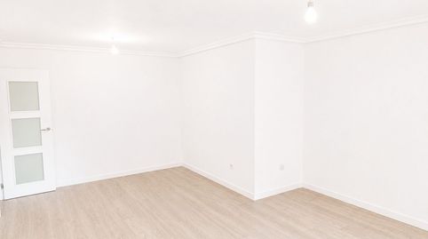 Photo 2 of Flat for sale in Calle Los Robles, 20, San Juanillo, Palencia Capital
