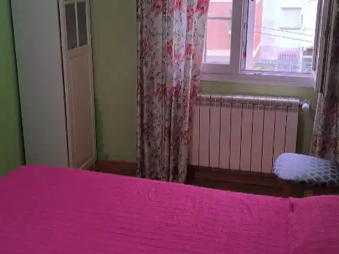 Habitación en Calle Fernando Sánchez Sampedro, 43, Pardaleras Habitación en Calle Fernando Sánchez Sampedro, 43, Pardaleras