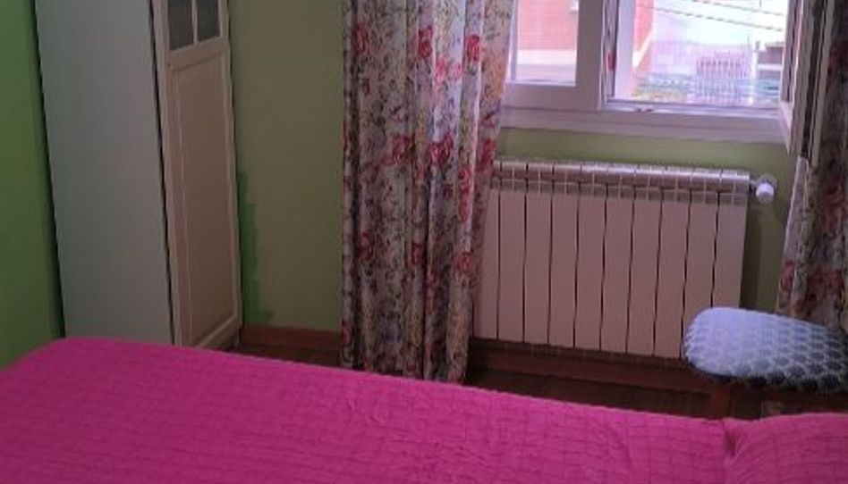 Habitació a Calle Fernando Sánchez Sampedro, 43, Pardaleras, Badajoz Capital - imatge 1 Foto 1 de Habitació a Calle Fernando Sánchez Sampedro, 43, Pardaleras, Badajoz Capital