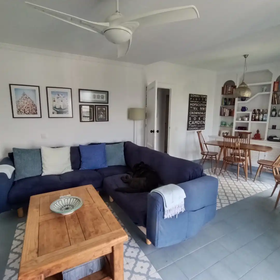 Wohnung zum Verkauf in Calle Paseo de las Cobijadas, 39, Vejer de la Frontera Wohnzimmer von Wohnung zum Verkauf in Vejer de la Frontera mit Klimaanlage, Terrasse und Balkon
