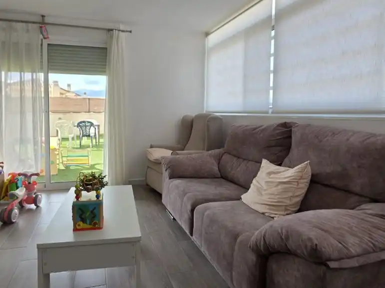 Ático en venta en Calle de Zurbarán, 22, Totana Sala de estar de Ático en venta en Totana con Aire acondicionado, Calefacción y Jardín privado