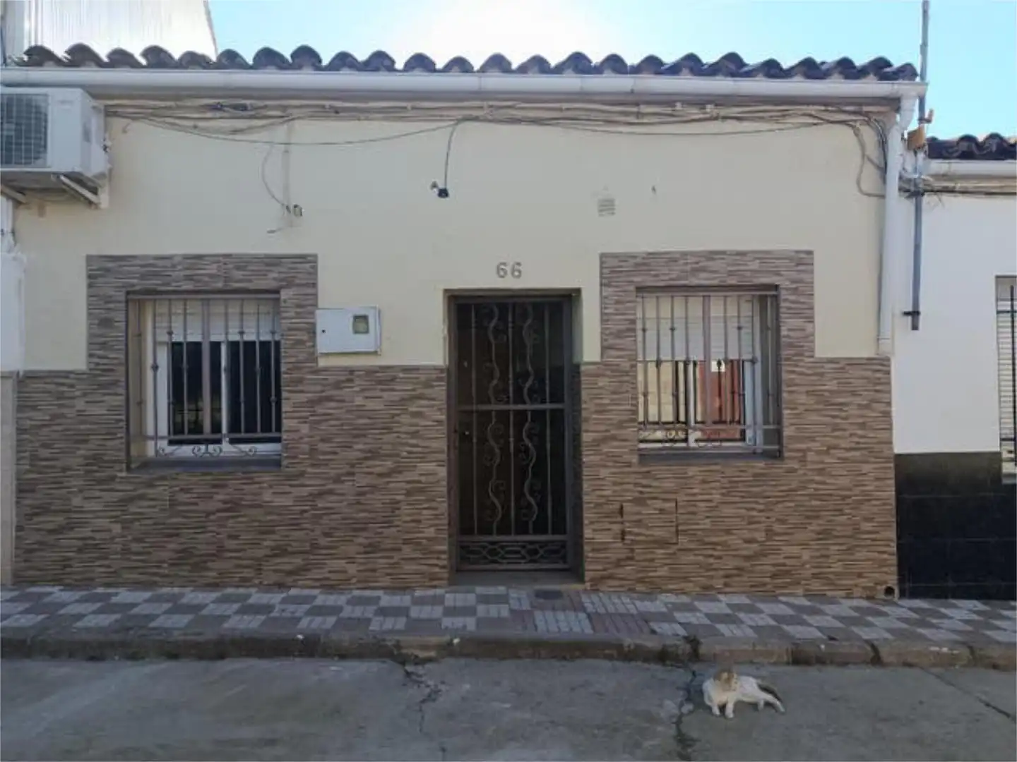 Vista exterior de Casa o chalet en venta en Montehermoso