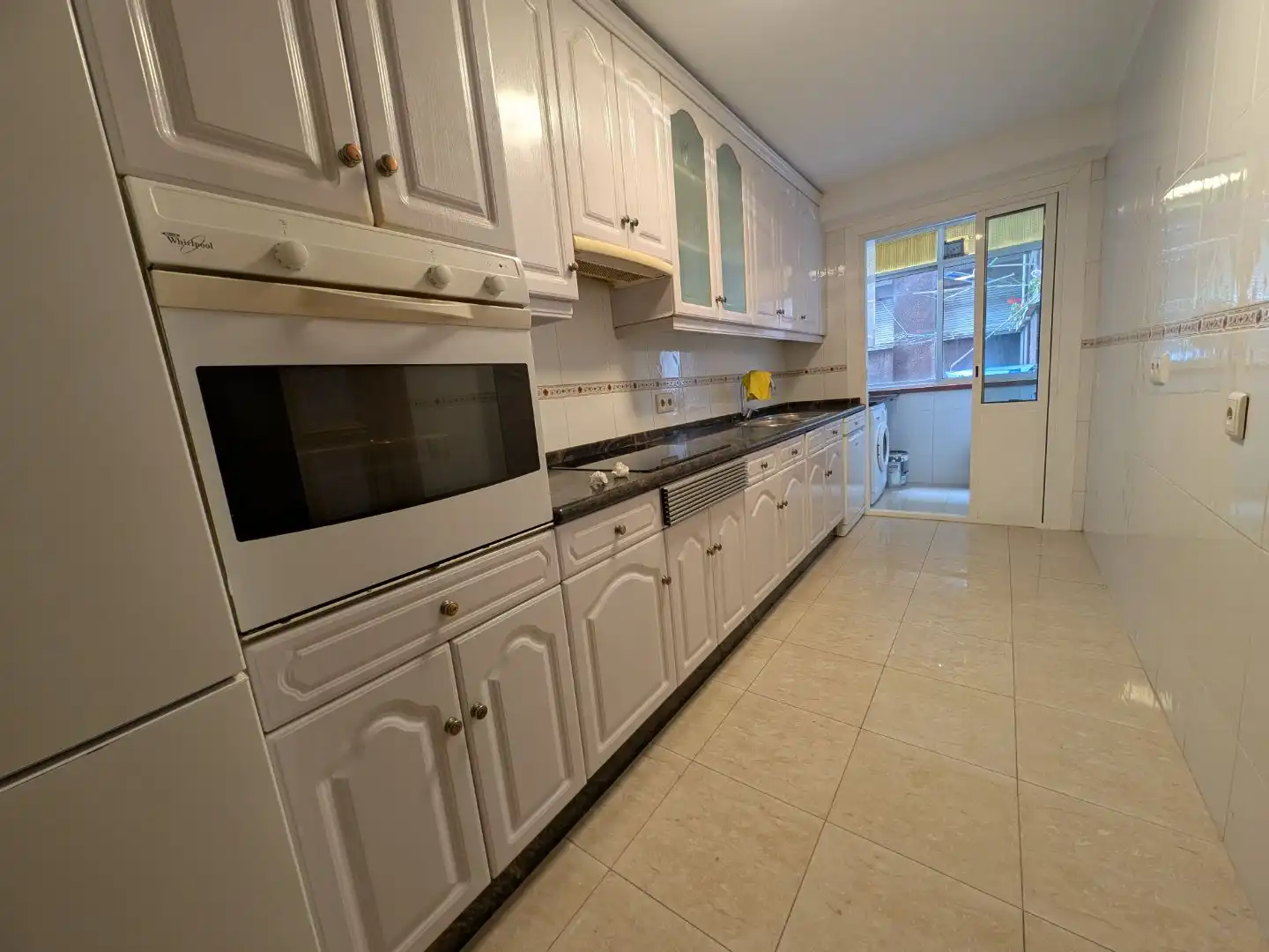 Wohnung zum Verkauf in Calle del General Elorza, 75b, Salesas - Foncalada - Campoamor Küche von Wohnung zum Verkauf in Oviedo