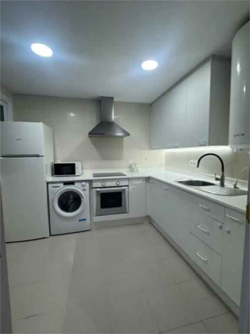 Apartamento de alquiler en Vilagarcía Cocina de Apartamento de alquiler en Vilagarcía de Arousa con Calefacción y Amueblado