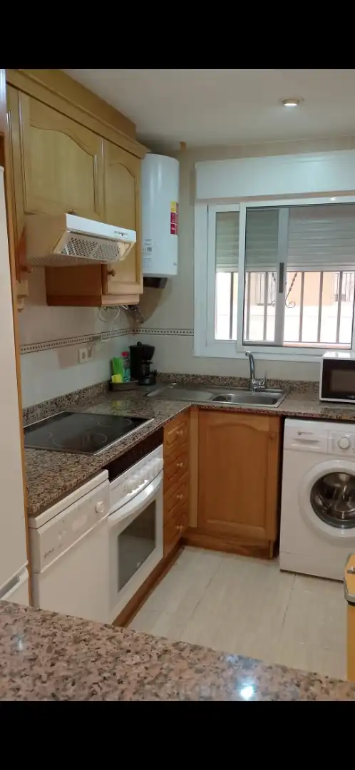 Apartamento de alquiler en Avenida Jardín, 49, Costa Caribe Cocina de Apartamento de alquiler en Oropesa del Mar / Orpesa con Aire acondicionado, Calefacción y Amueblado
