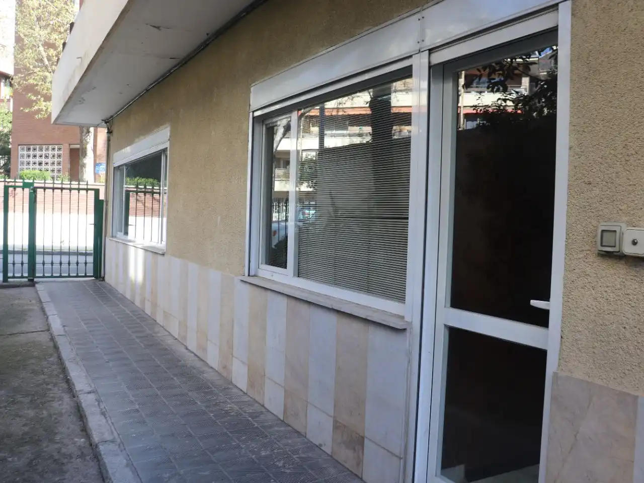 Exterior view of Flat for sale in  Madrid Capital  with Terrace