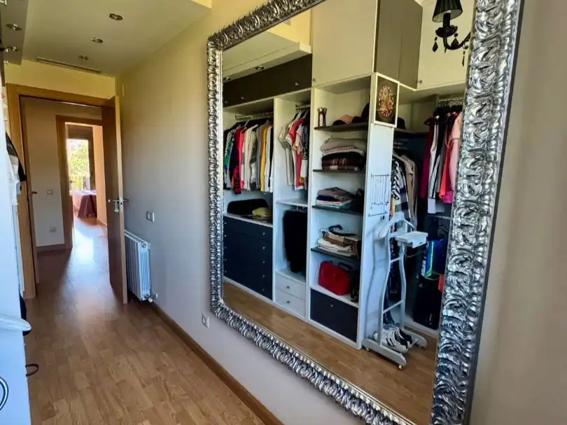 Flat for sale in Carrer de Santander, 44, Sant Vicenç Dels Horts Bedroom of Flat for sale in Sant Vicenç Dels Horts with Air Conditioner, Heating and Parquet flooring