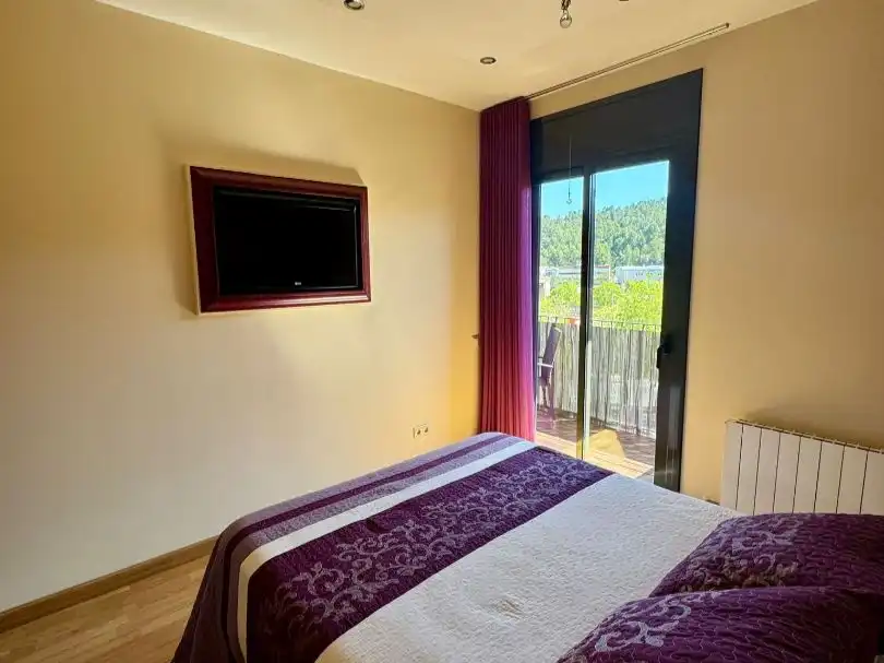 Flat for sale in Carrer de Santander, 44, Sant Vicenç Dels Horts Bedroom of Flat for sale in Sant Vicenç Dels Horts with Air Conditioner, Heating and Parquet flooring