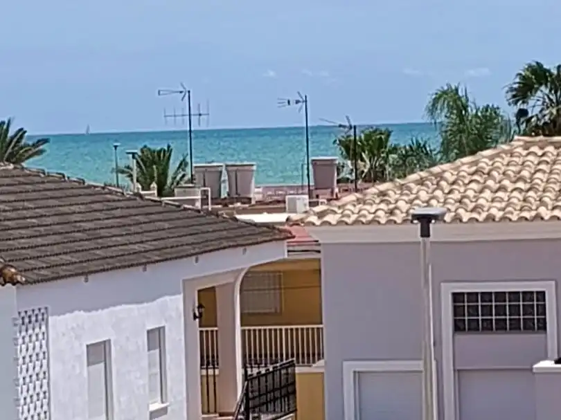 Apartament de lloguer a Centro Vista exterior de Apartament de lloguer en Oropesa del Mar / Orpesa amb Terrassa i Moblat