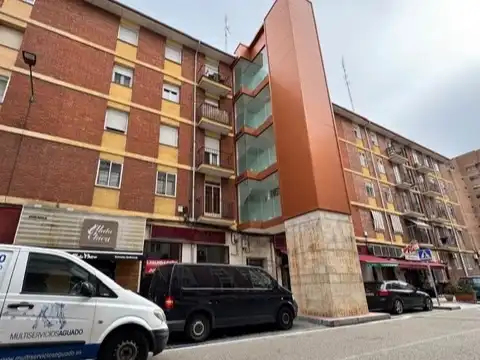 Piso en venta en Calle de Gabilondo, 13, Campo Grande Vista exterior de Piso en venta en Valladolid Capital con Balcón
