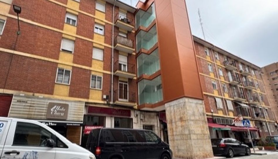Piso en venta en Calle de Gabilondo, 13, Campo Grande, Valladolid Capital - imagen 1 Foto 1 de Piso en venta en Calle de Gabilondo, 13, Campo Grande, Valladolid Capital
