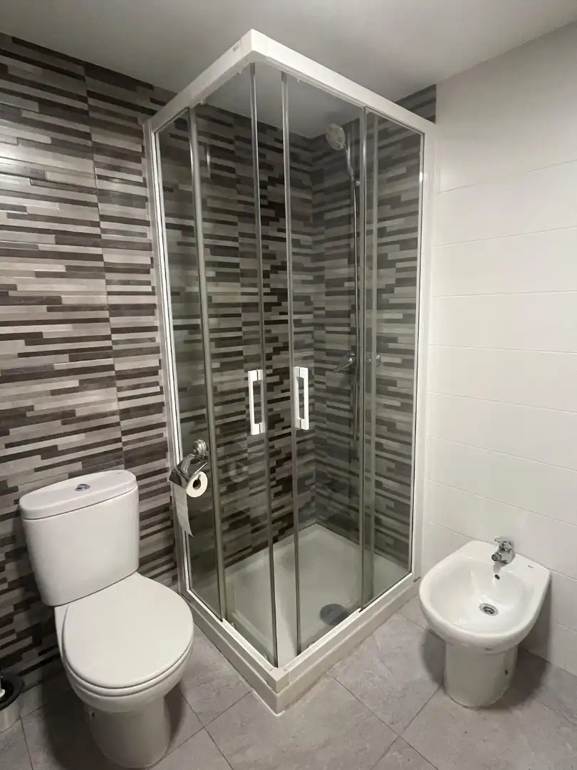 Baño de Piso en venta en Benidorm con Aire acondicionado y Balcón