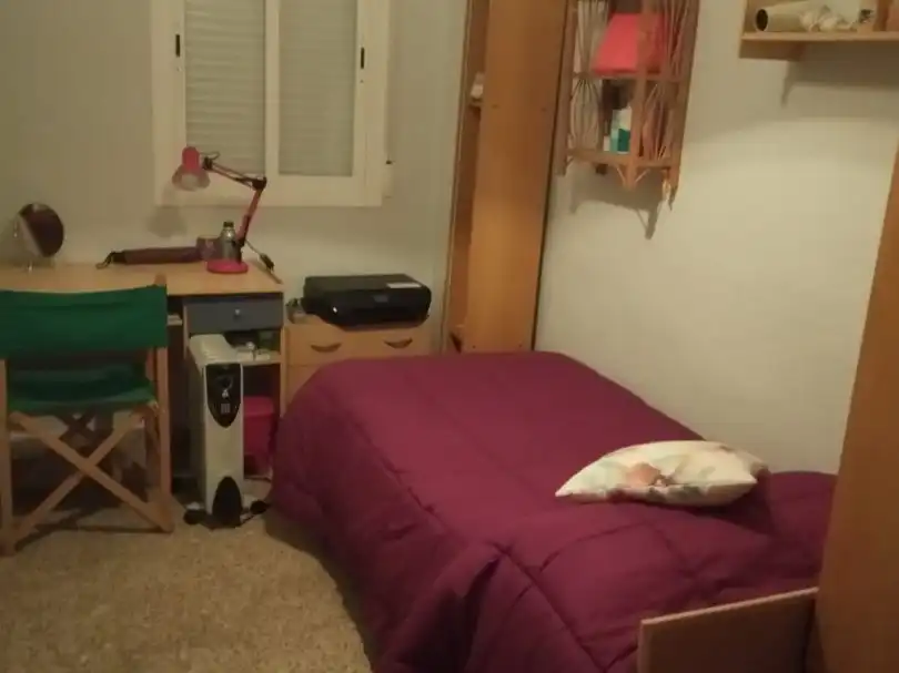 Habitació a Calle Tenor Alfredo Kraus, 4, Hospital Dormitori de Pis per a compartir en Jaén amb Aire condicionat, Moblat i Forn
