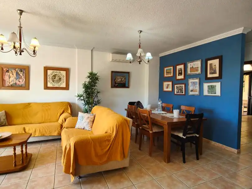 Piso en venta en Calle Guanches de la Virgen de Candelaria, 22, Cuevecitas - Malpaís Comedor de Piso en venta en Candelaria con Aire acondicionado, Jardín privado y Terraza