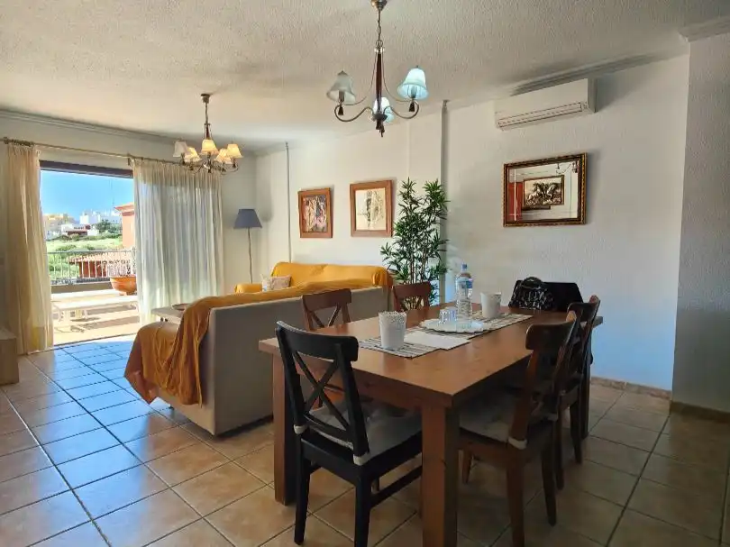 Piso en venta en Calle Guanches de la Virgen de Candelaria, 22, Cuevecitas - Malpaís Comedor de Piso en venta en Candelaria con Aire acondicionado, Jardín privado y Terraza