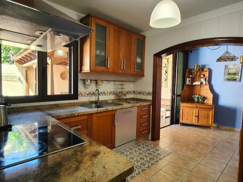Piso en venta en Calle Guanches de la Virgen de Candelaria, 22, Cuevecitas - Malpaís Cocina de Piso en venta en Candelaria con Aire acondicionado, Jardín privado y Terraza
