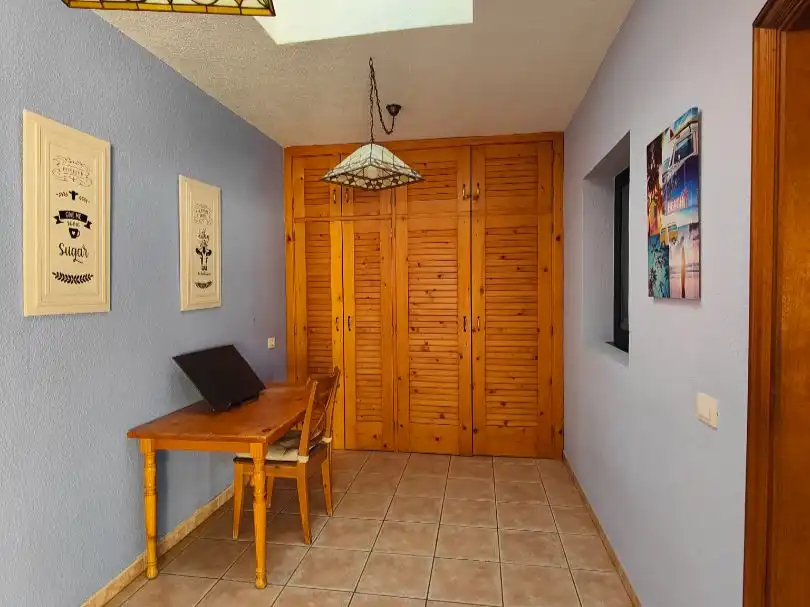 Piso en venta en Calle Guanches de la Virgen de Candelaria, 22, Cuevecitas - Malpaís Piso en venta en Candelaria con Aire acondicionado, Jardín privado y Terraza