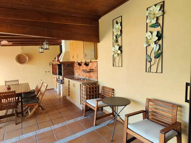 Piso en venta en Calle Guanches de la Virgen de Candelaria, 22, Cuevecitas - Malpaís Terraza de Piso en venta en Candelaria con Aire acondicionado, Jardín privado y Terraza