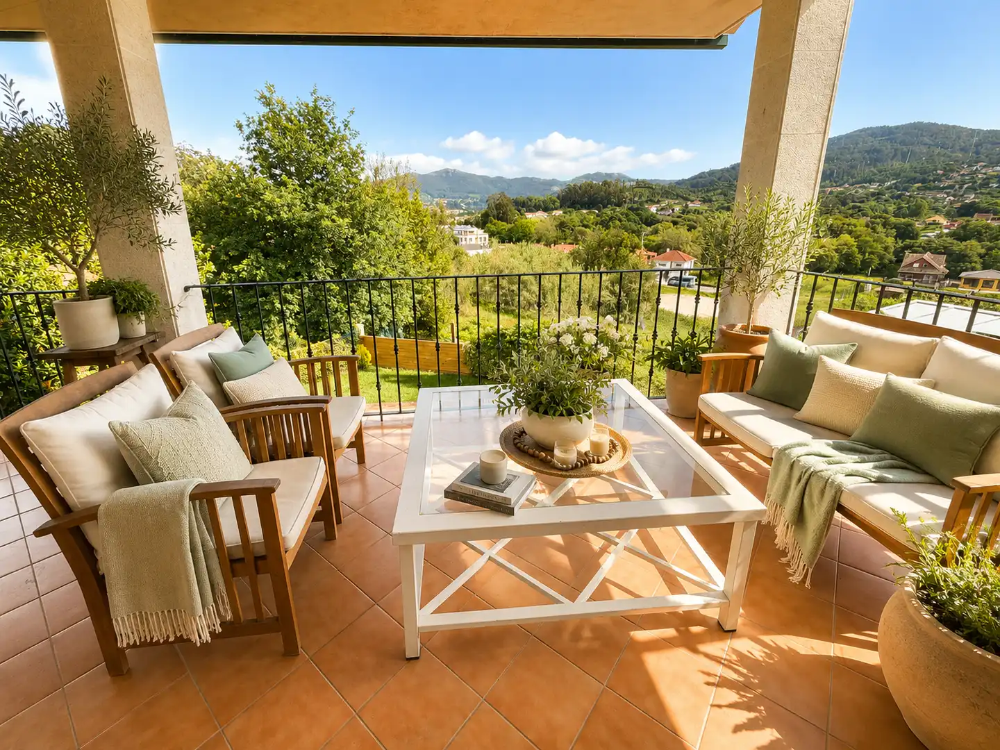 Casa o chalet en venta en Lugar Fontan, 15, Gondomar Terraza de Casa o chalet en venta en Gondomar con Calefacción, Jardín privado y Parquet