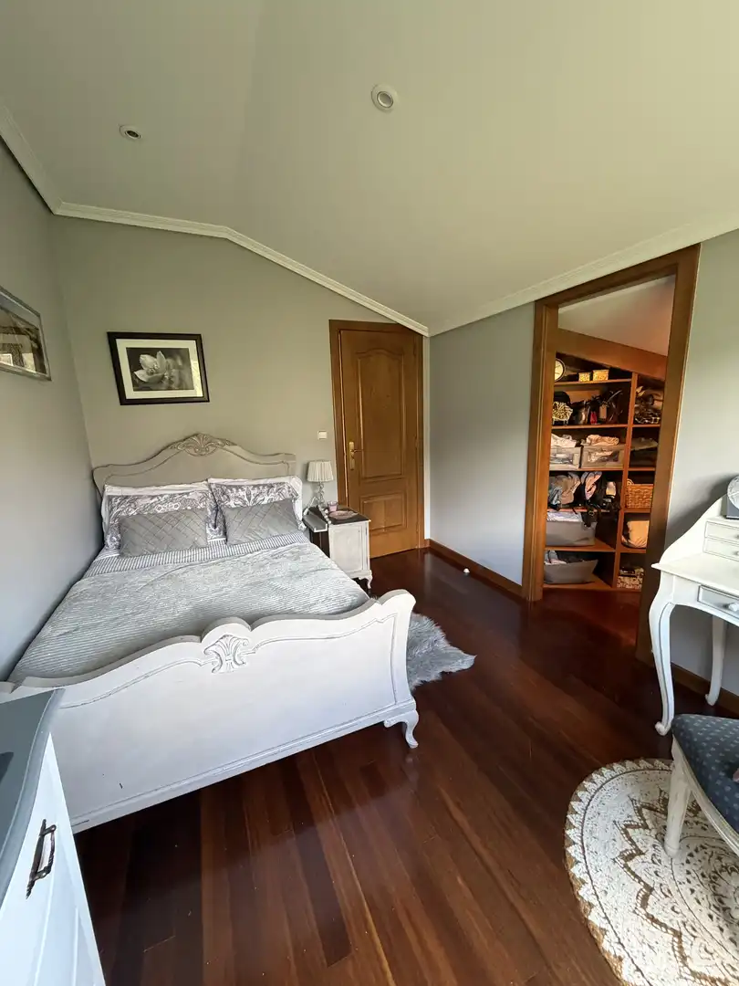 Casa o chalet en venta en Lugar Fontan, 15, Gondomar Habitación de Casa o chalet en venta en Gondomar con Calefacción, Jardín privado y Parquet