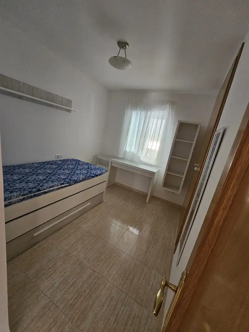Habitación de Apartamento en venta en Oropesa del Mar / Orpesa con Aire acondicionado, Terraza y Piscina
