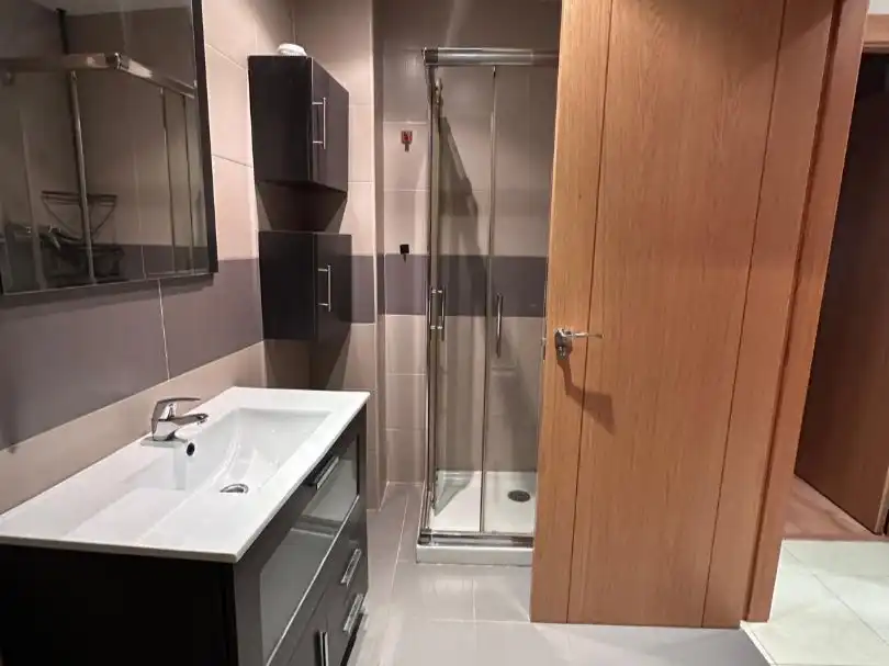 Flat for sale in Calle Príncipe Felipe, 89, Guijuelo Bathroom of Flat for sale in Guijuelo with Balcony