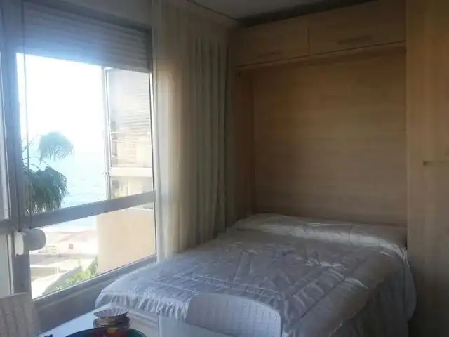 Piso de alquiler en Calle Puerto Caleta, 34, Caleta de Vélez Habitación de Piso de alquiler en Vélez-Málaga con Aire acondicionado, Piscina y Amueblado