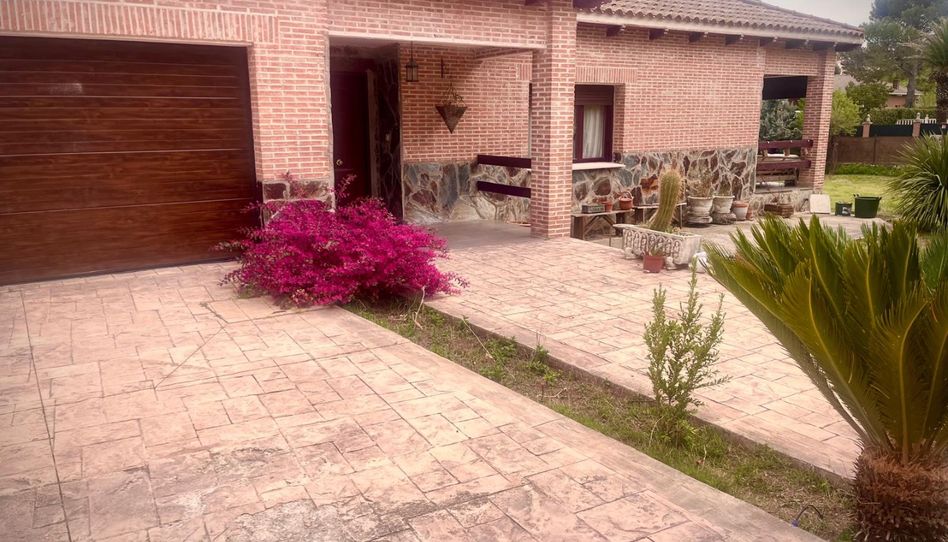 Haus oder Chalet zum Verkauf in Calle de Los Jilgueros, 2, Serracines, Madrid - Bild 1 Foto 1 von Haus oder Chalet zum Verkauf in Calle de Los Jilgueros, 2, Serracines, Madrid