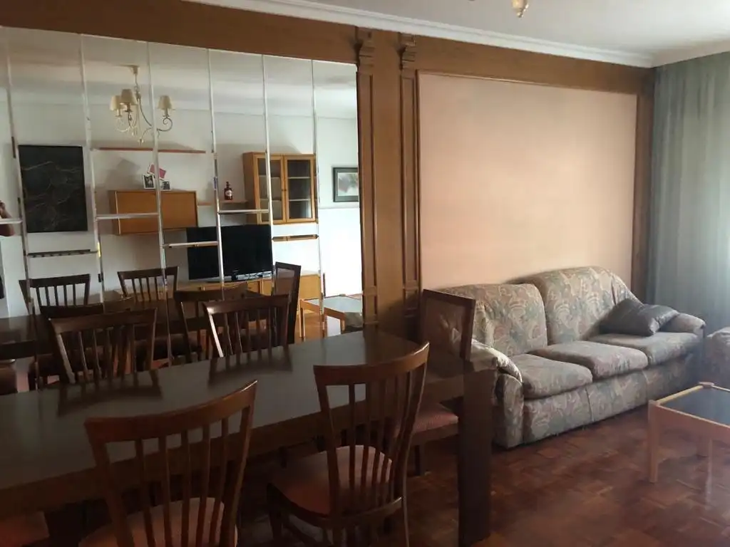 Comedor de Piso de alquiler en Cuenca con Calefacción, Parquet y Amueblado
