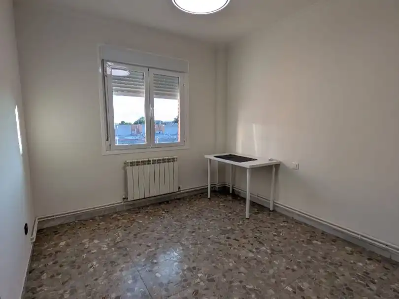 Flat for rent in Calle Mari Monreal, 9, Alcázar de San Juan Bedroom of Flat for rent in Alcázar de San Juan with Heating, Swimming Pool and Furnished