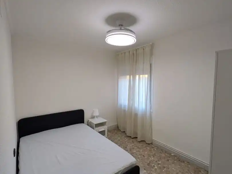 Flat for rent in Calle Mari Monreal, 9, Alcázar de San Juan Bedroom of Flat for rent in Alcázar de San Juan with Heating, Swimming Pool and Furnished