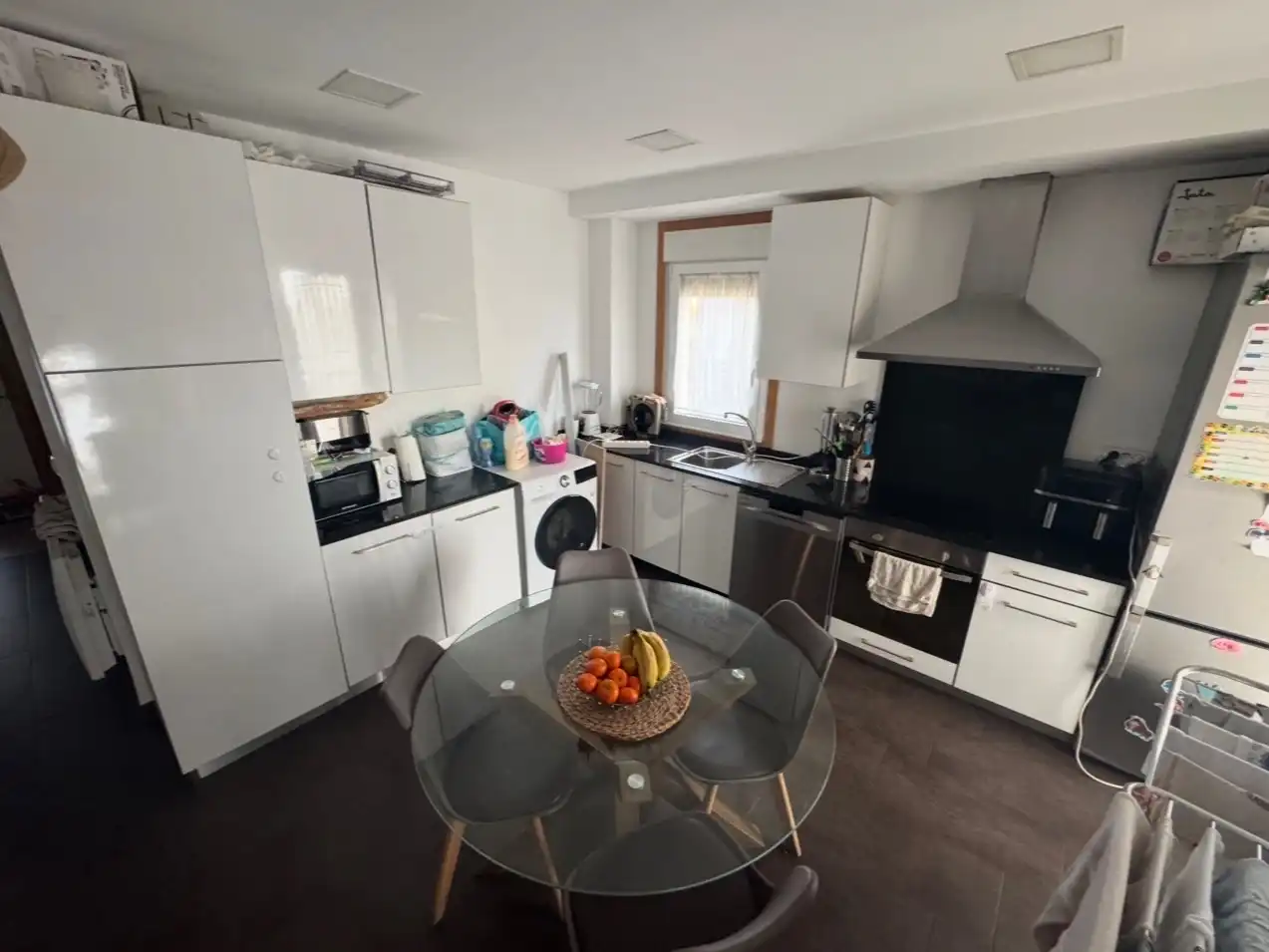 Flat for sale in Rúa Moldes, 15, Ribeira Kitchen of Flat for sale in Ribeira with Terrace, Swimming Pool and Balcony