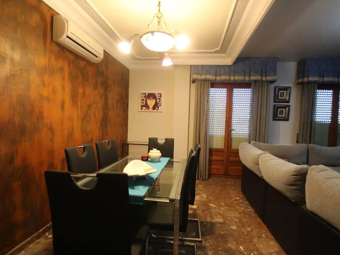 Comedor de Piso de alquiler en Ejea de los Caballeros con Aire acondicionado, Calefacción y Terraza