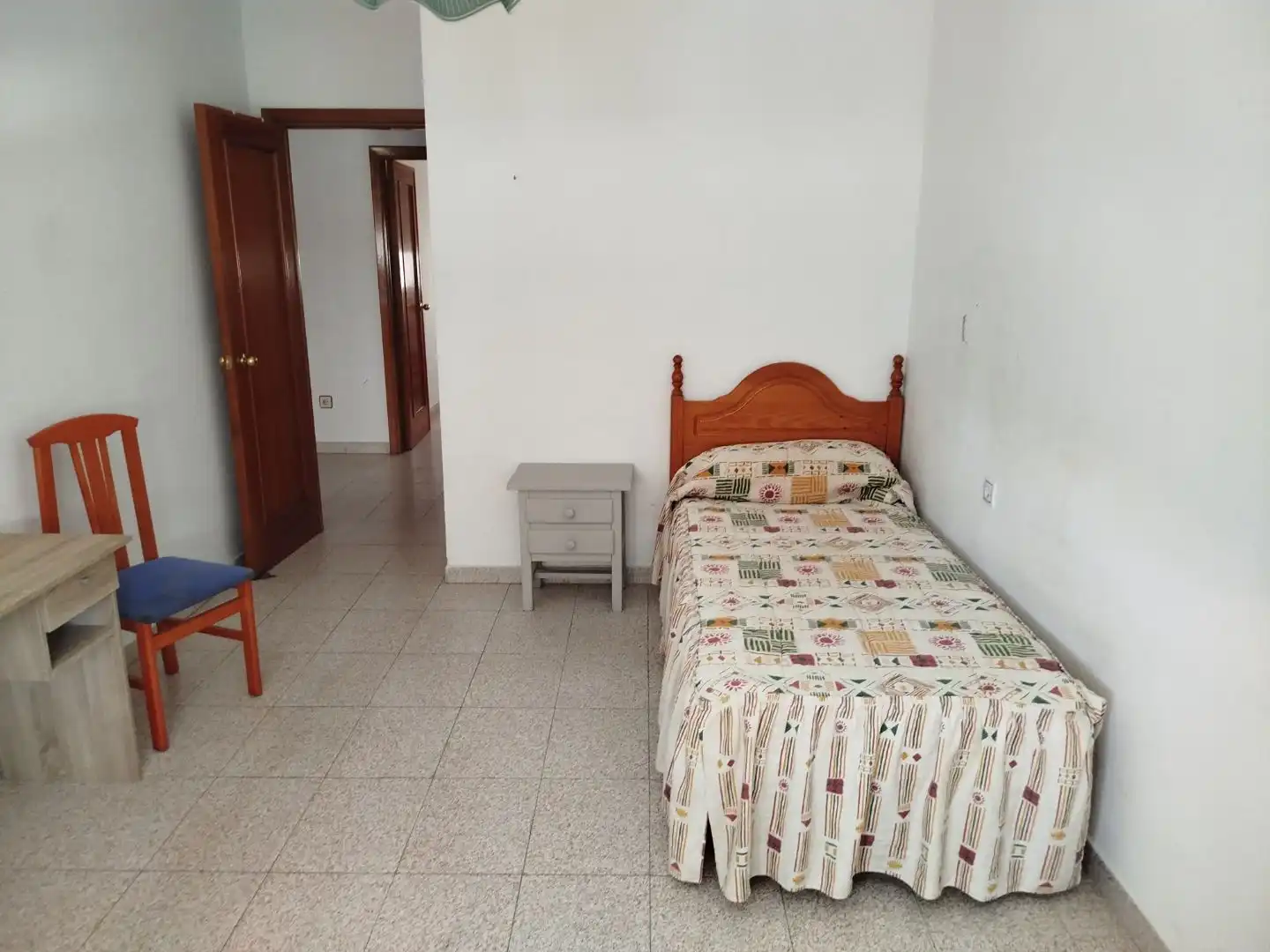 Zimmer in Calle Blasco Ibáñez, 5, Nueva Andalucía Zimmer in Calle Blasco Ibáñez, 5, Nueva Andalucía