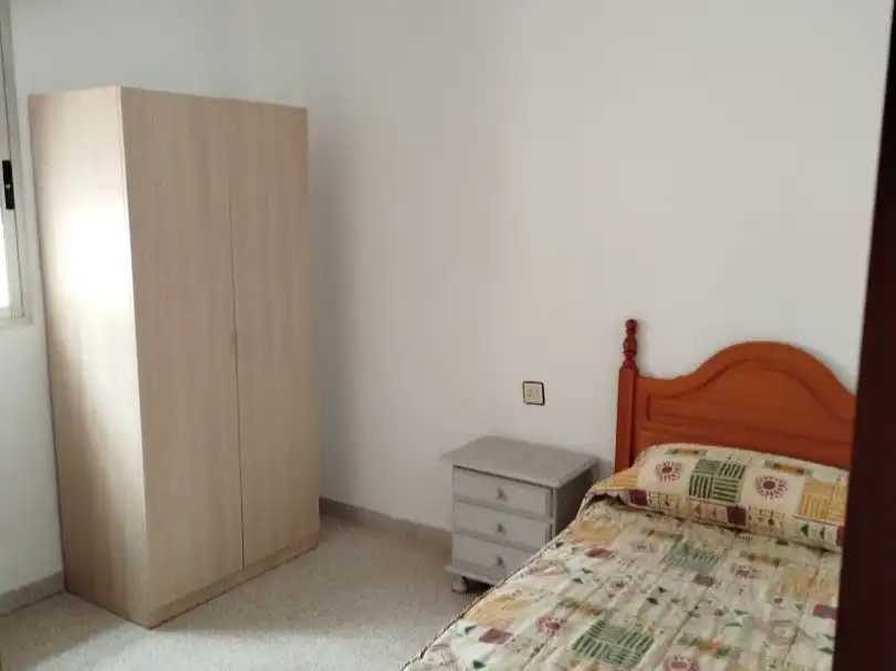 Zimmer in Calle Blasco Ibáñez, 5, Nueva Andalucía Zimmer in Calle Blasco Ibáñez, 5, Nueva Andalucía