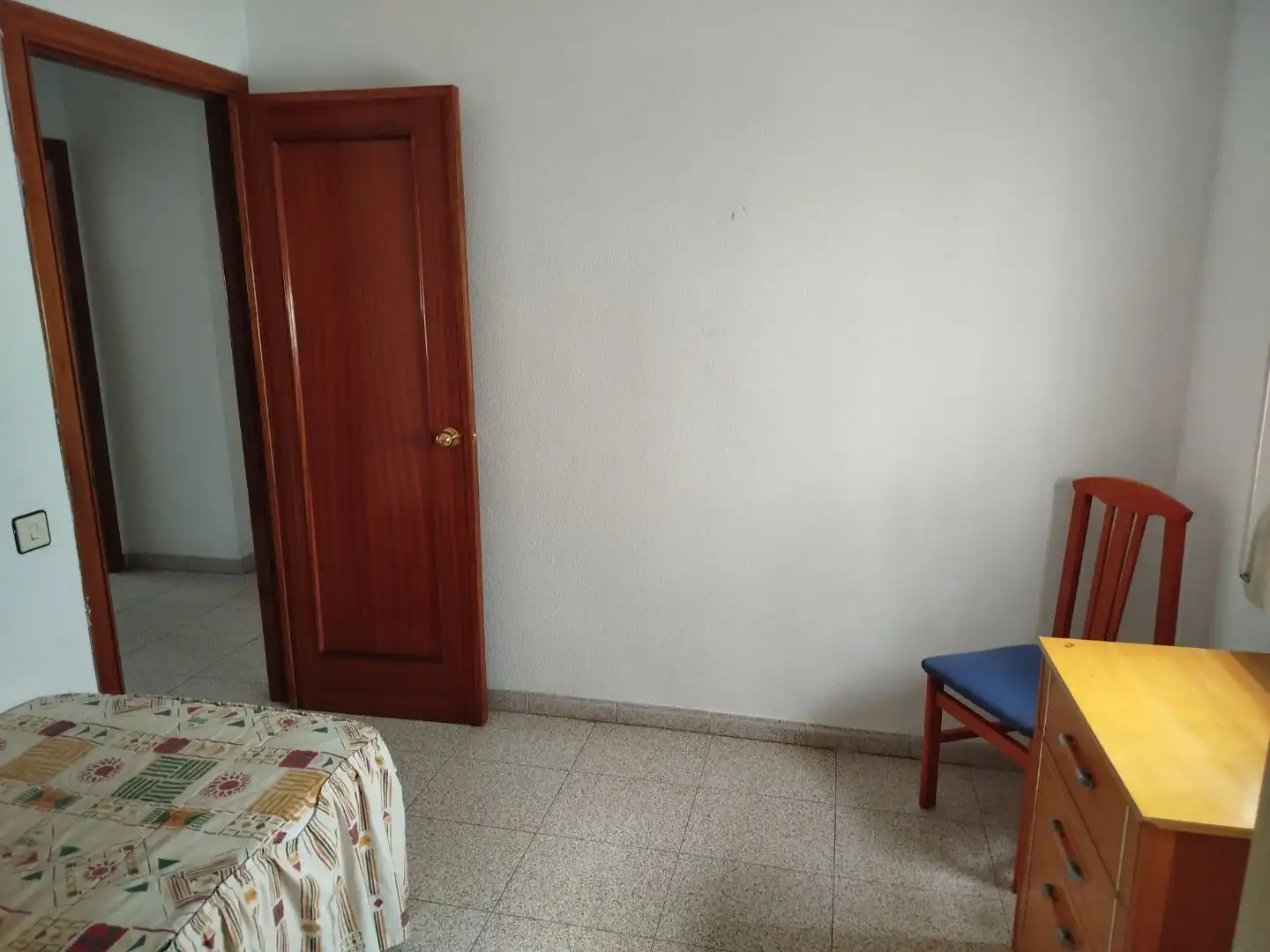 Zimmer in Calle Blasco Ibáñez, 5, Nueva Andalucía Zimmer in Calle Blasco Ibáñez, 5, Nueva Andalucía