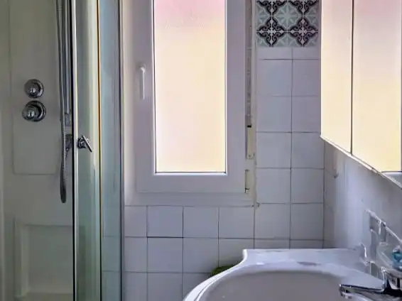 Flat for sale in Calle la Fábrica, 3, Sama Bathroom of Flat for sale in Langreo