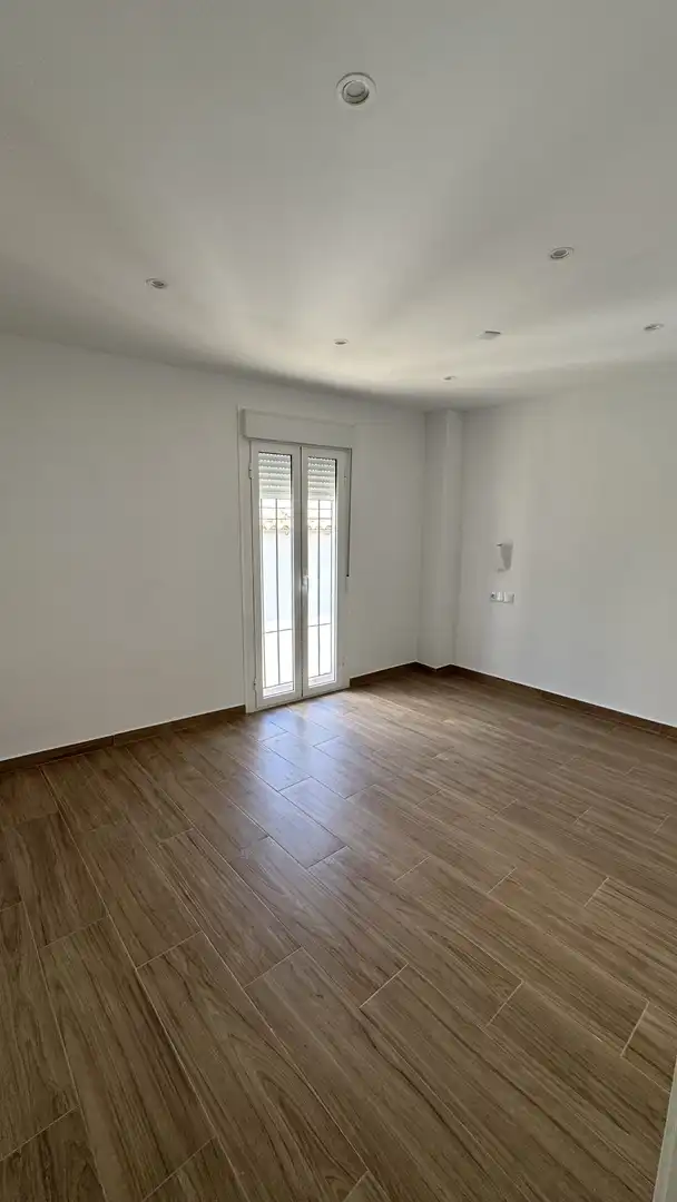Habitación de Piso de alquiler en Écija con Aire acondicionado, Trastero y Balcón