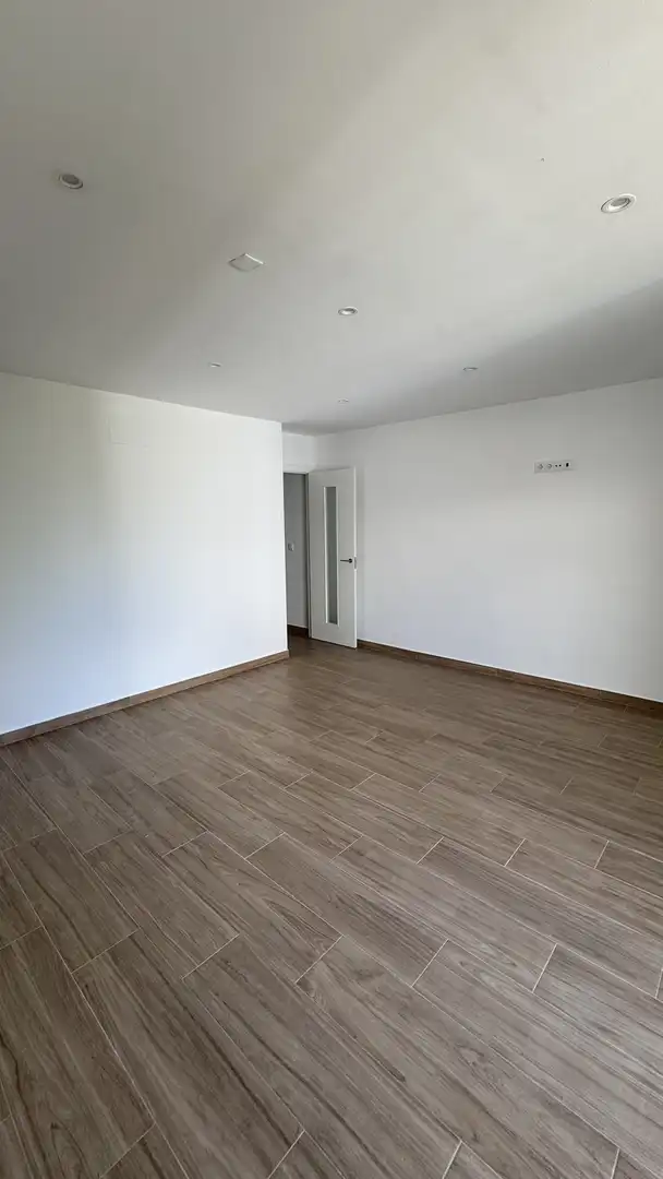 Habitación de Piso de alquiler en Écija con Aire acondicionado, Trastero y Balcón