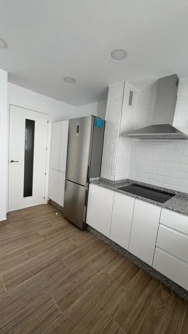 Cocina de Piso de alquiler en Écija con Aire acondicionado, Trastero y Balcón