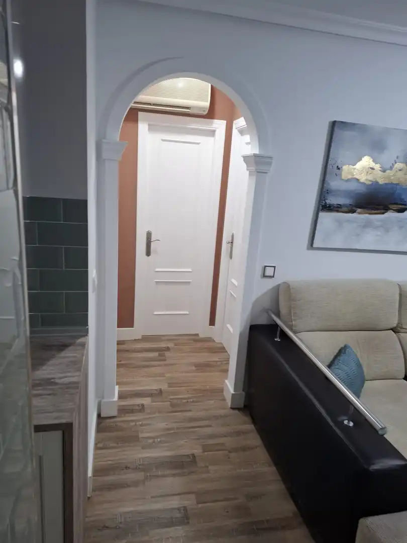 Apartamento de alquiler en Almería con Aire acondicionado, Calefacción y Parquet
