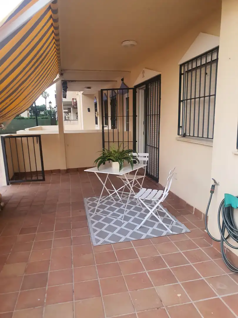 Terraza de Apartamento de alquiler en Almería con Aire acondicionado, Calefacción y Parquet