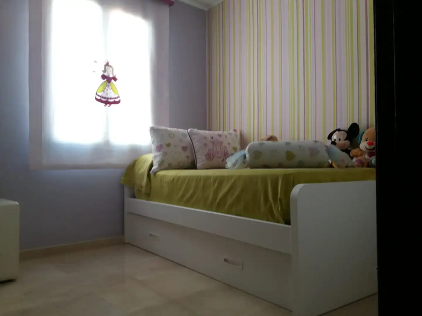 Habitación de Piso de alquiler en Priego de Córdoba con Aire acondicionado, Trastero y Amueblado