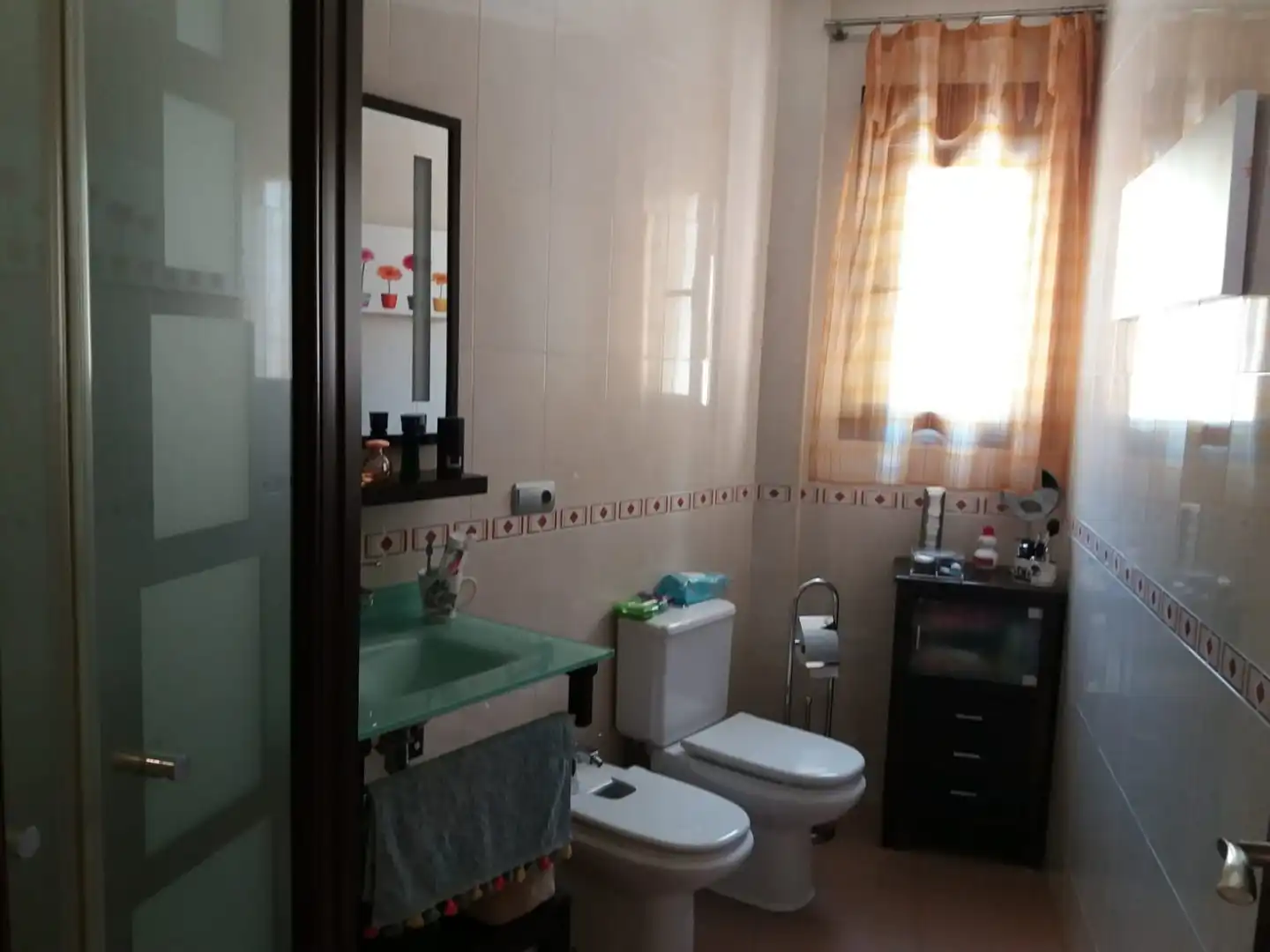 Baño de Piso de alquiler en Priego de Córdoba con Aire acondicionado, Trastero y Amueblado